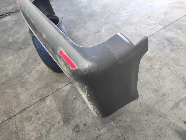 PARE CHOC ARRIERE MERCEDES - Vue 4